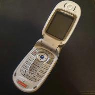 Motorola V525