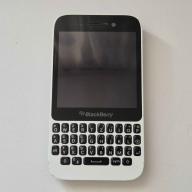BlackBerry Q5